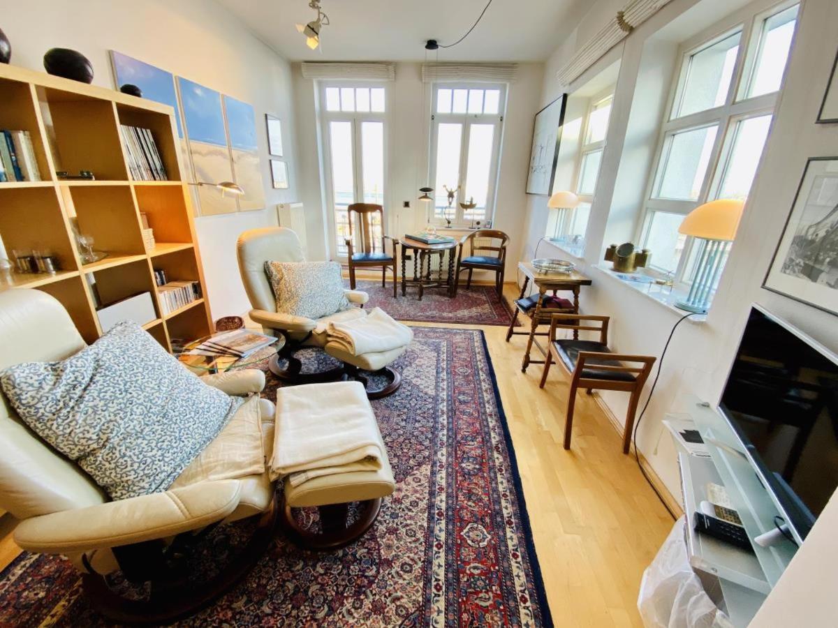 Captain Wotan Apartment *